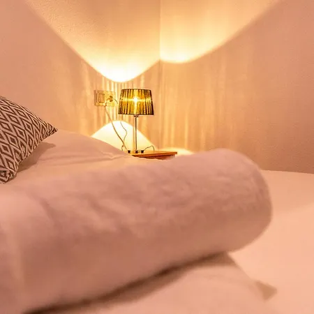 Centrico En Salamanca, By Adoorable Apartment